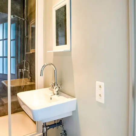 펜션 Getaway With Sauna In Falaen