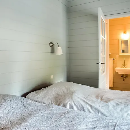 Getaway With Sauna In Falaen 마레드수스