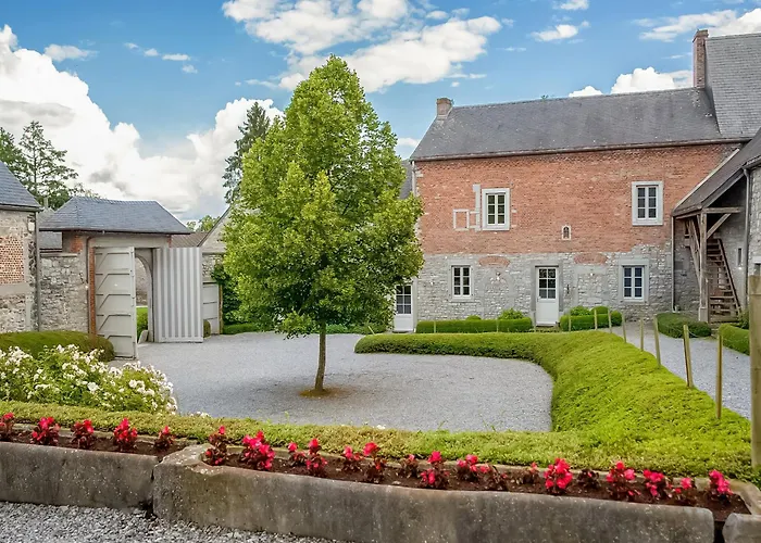 Сasa de vacaciones Getaway With Sauna In Falaen *