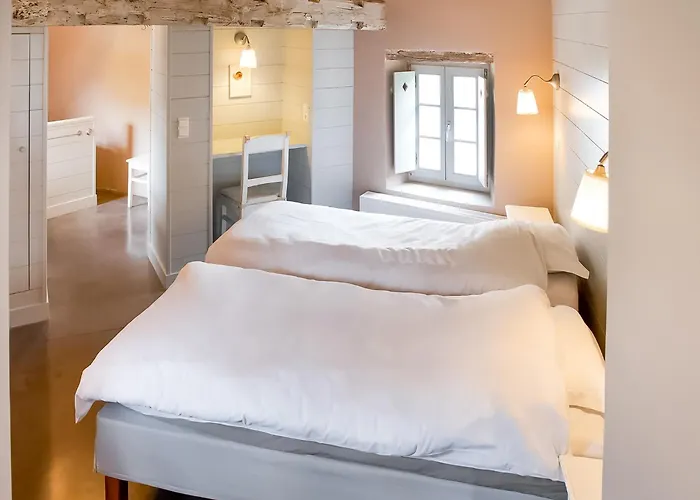 Getaway With Sauna In Falaen Дом отдыха Маредсу