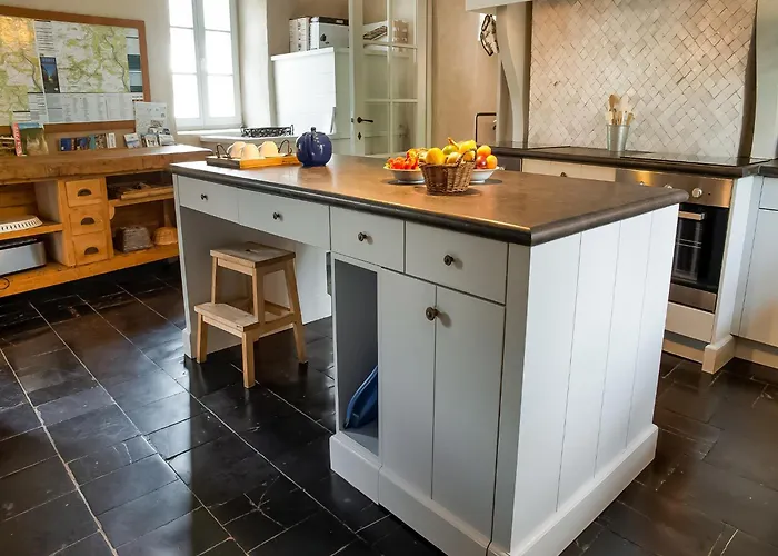 Дом отдыха Getaway With Sauna In Falaen *