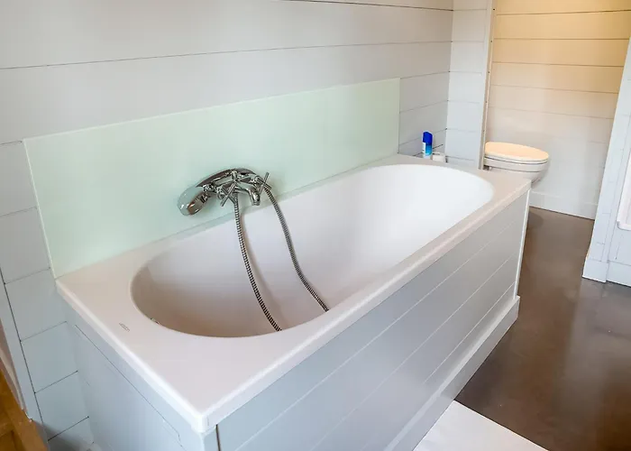 Getaway With Sauna In Falaen Сasa de vacaciones